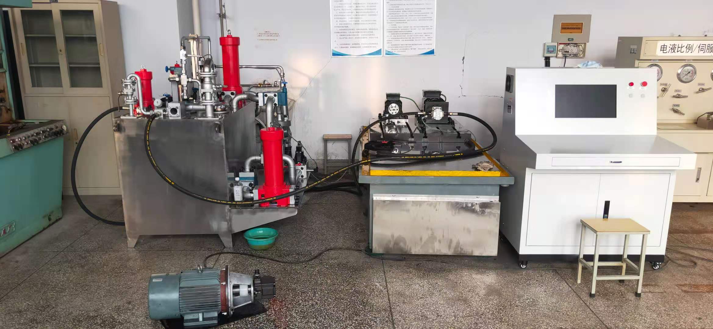 高速液压泵试验系统